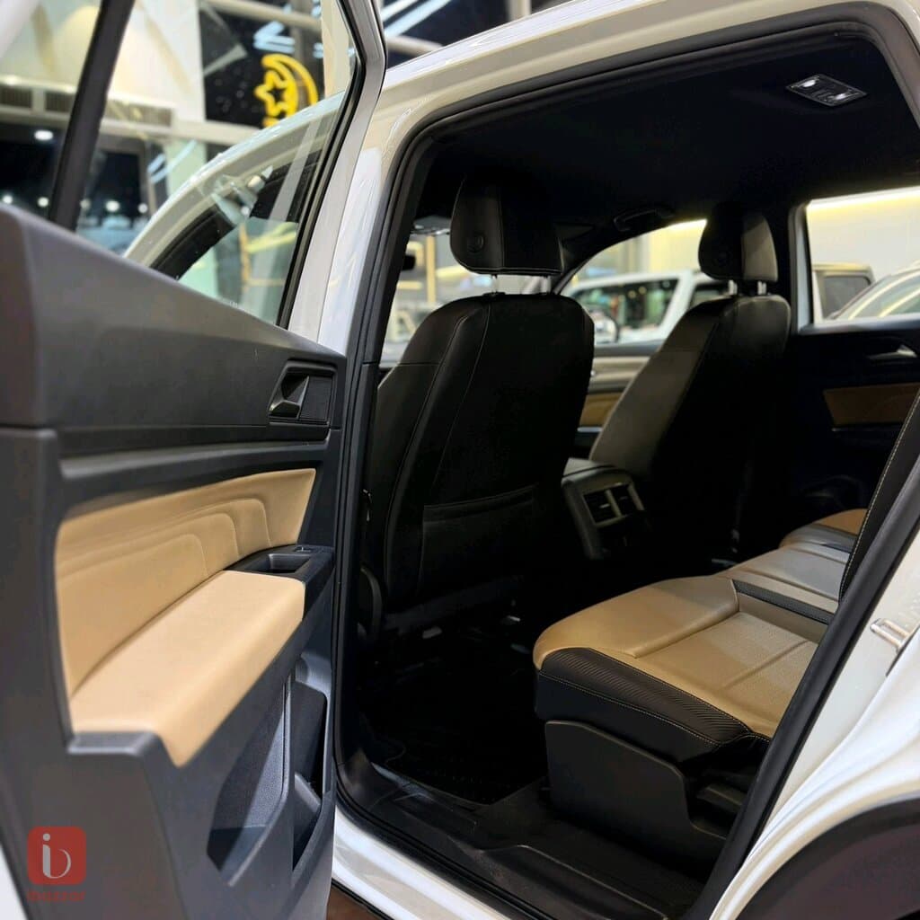 Volkswagen Atlas SE 6