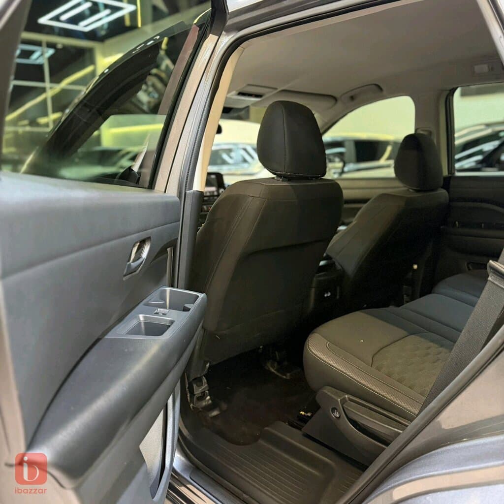 Nissan Pathfinder S 10