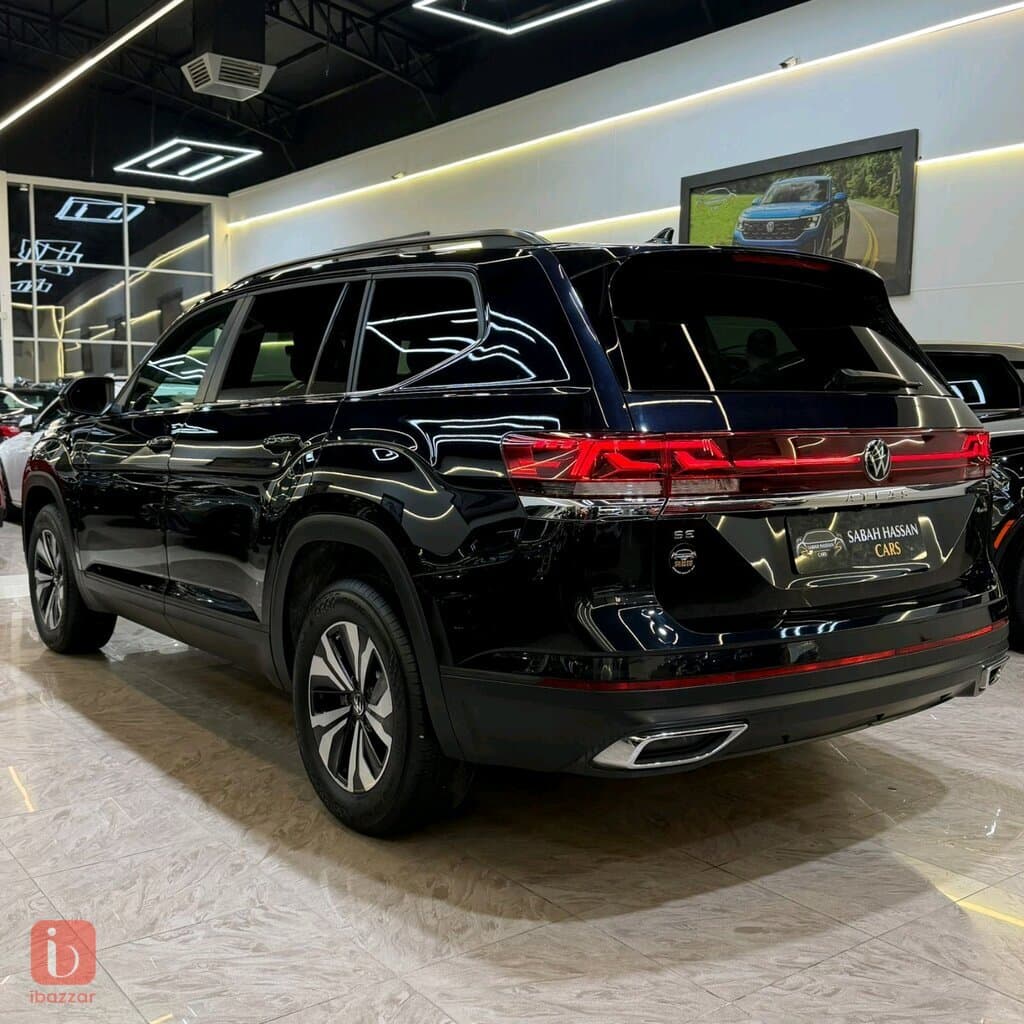 Volkswagen Atlas SE 8