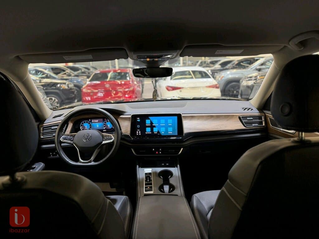 Volkswagen Atlas SE 9