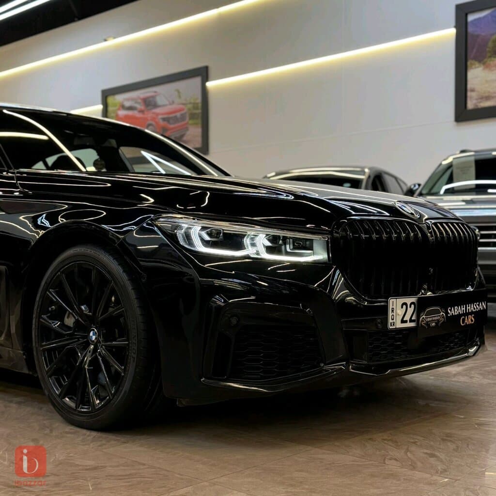 BMW 7-Series 750i 4
