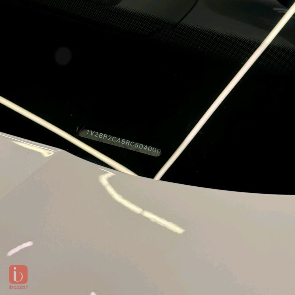 Volkswagen Atlas SE 8