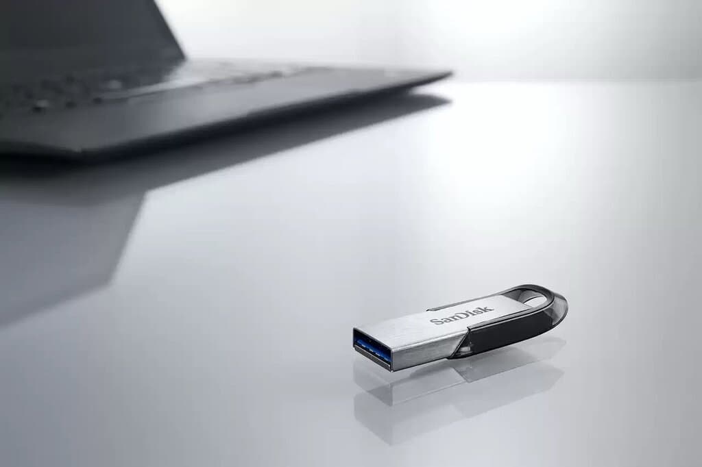 SanDisk Ultra Flair 512GB USB 3.0 Flash Drive – Maximum Capacity High-Speed Storage 5