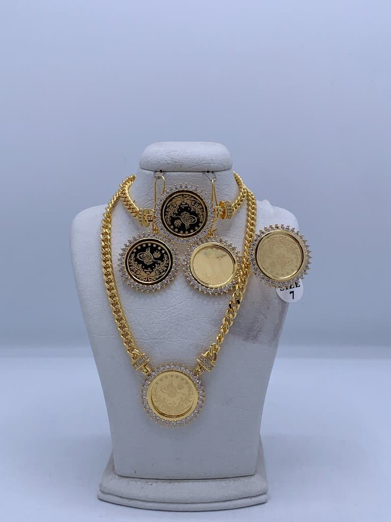 Women's Jewelry Set - Gold
