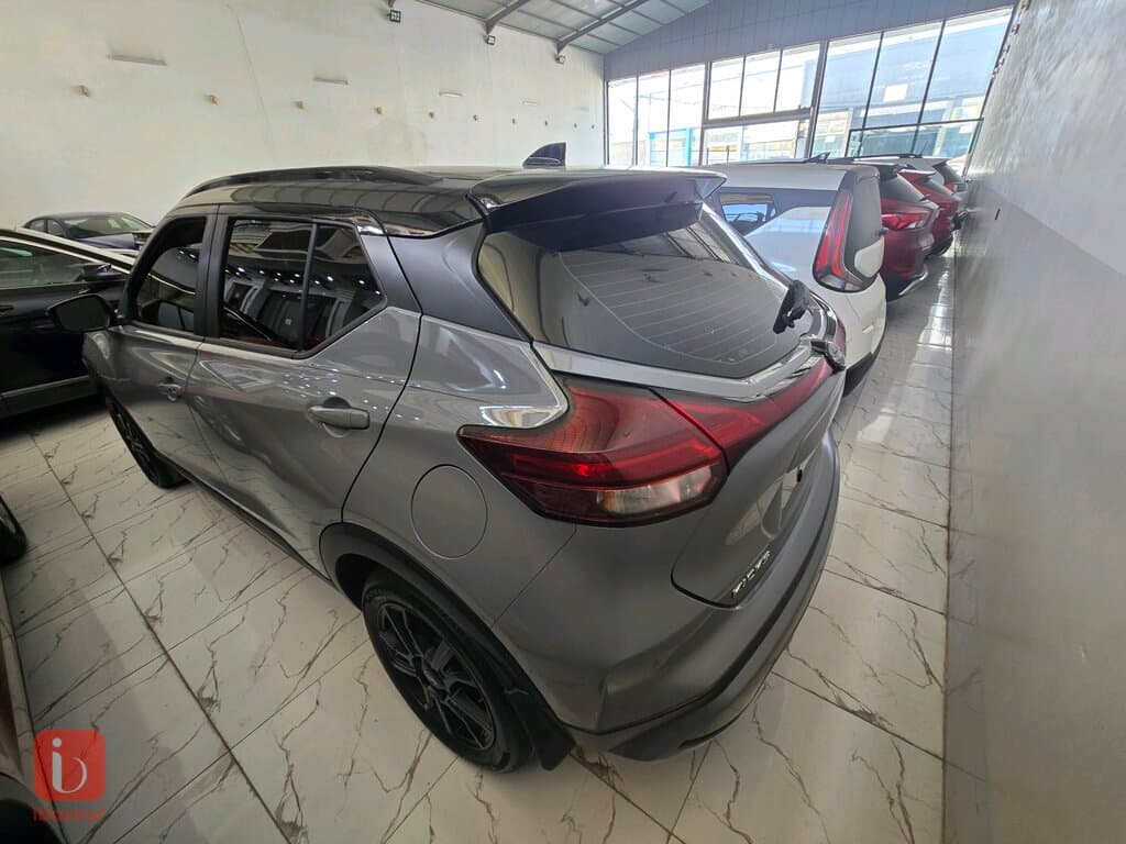 Nissan Kicks SR 3