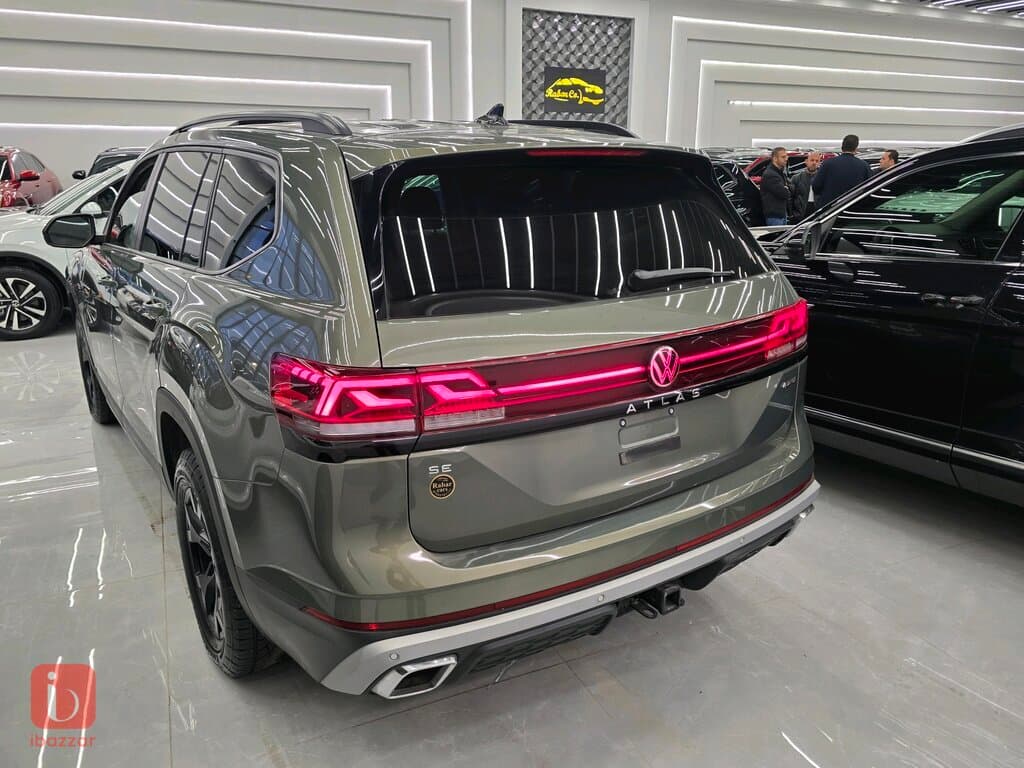 Volkswagen Atlas SE 6