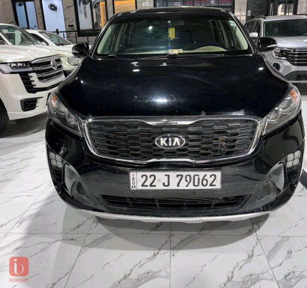 KIA Sorento 4