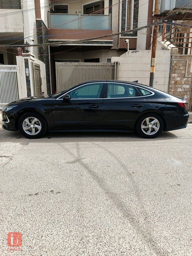 Hyundai Sonata Standard 7