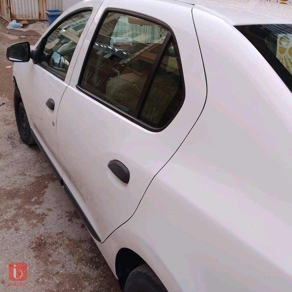 Renault Symbol Standard 5