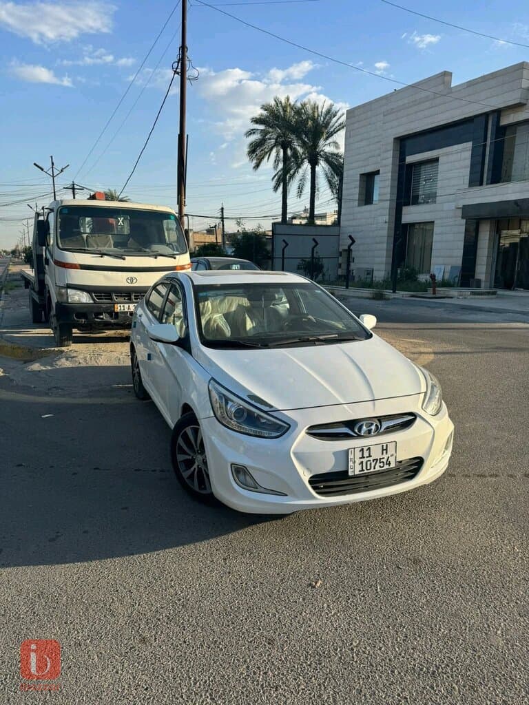 Hyundai Accent GL 8