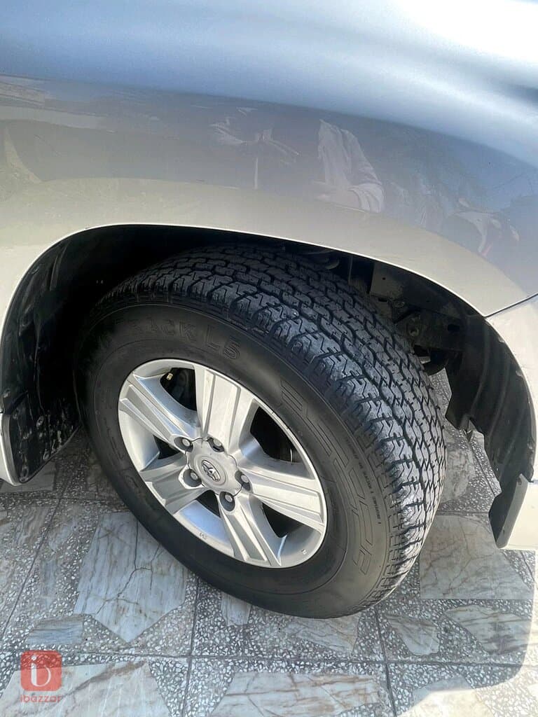 Toyota Land Cruiser GXR 6