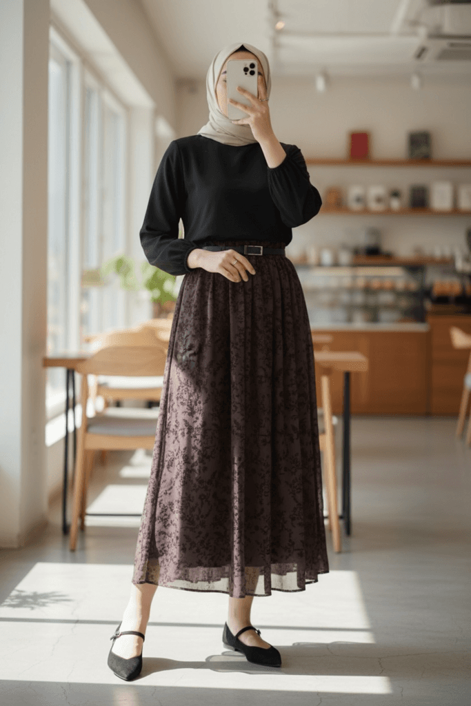 She Olive Women's Chiffon Skirt - Dark Brown (S)