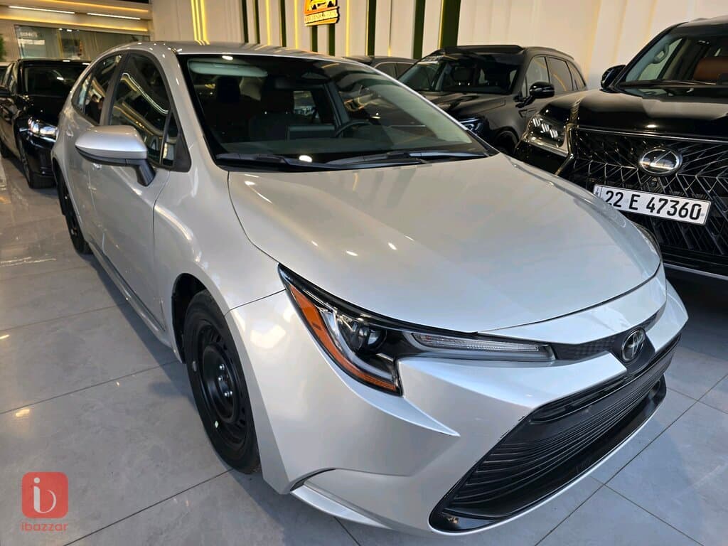 Toyota Corolla LE 3
