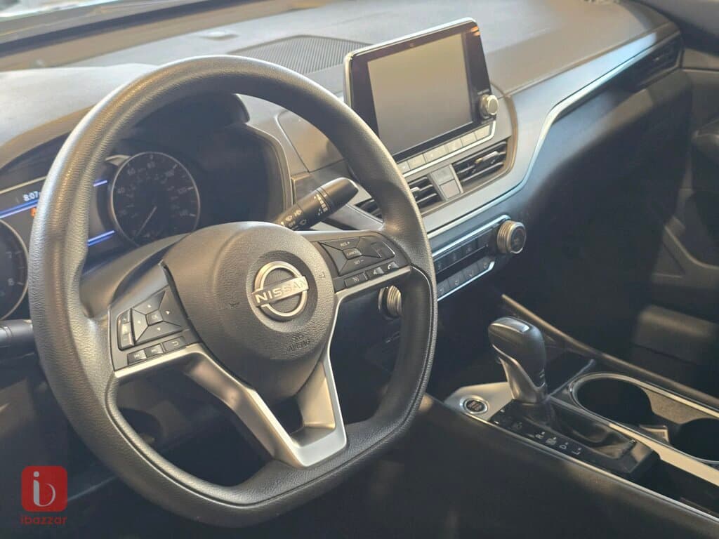 Nissan Altima SV 7