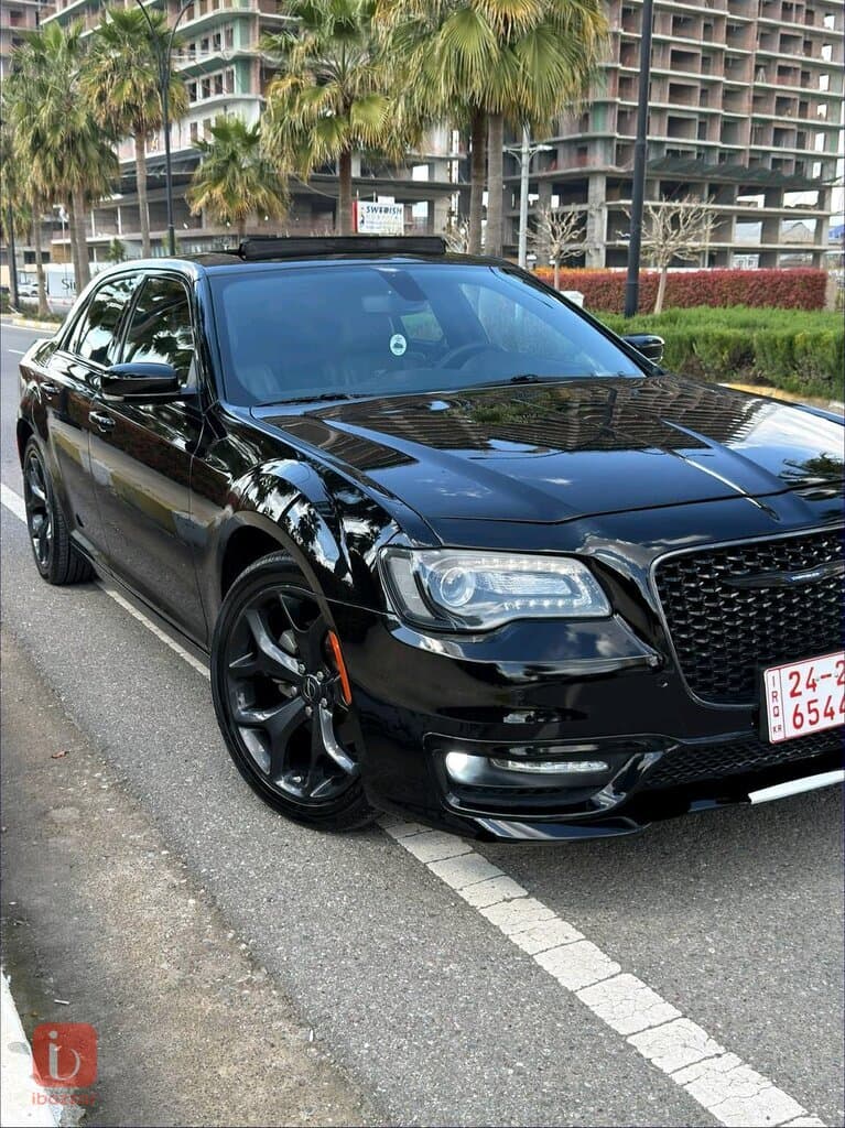 Chrysler 300 S 4