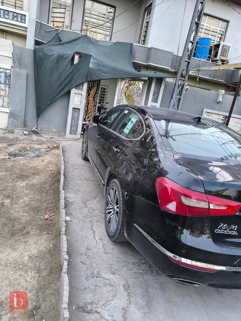KIA Cadenza 4