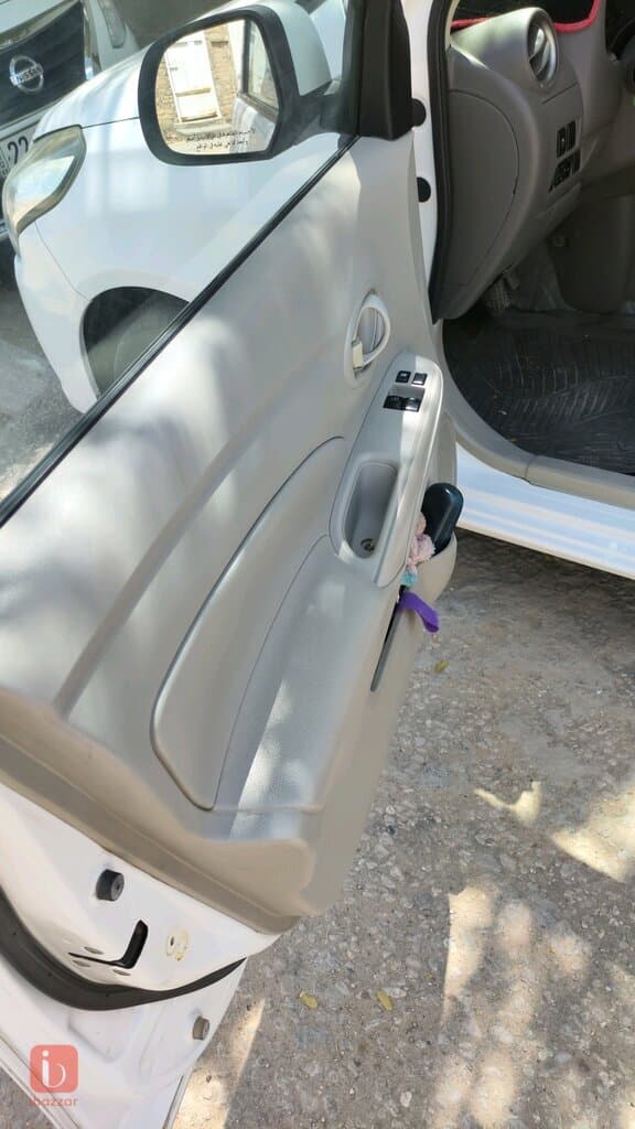 Nissan Sunny SL 3