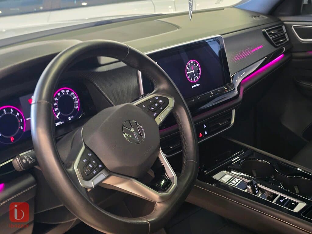 Volkswagen Atlas SEL 9