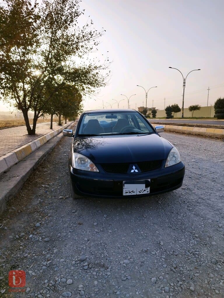 Mitsubishi Lancer GLX 9
