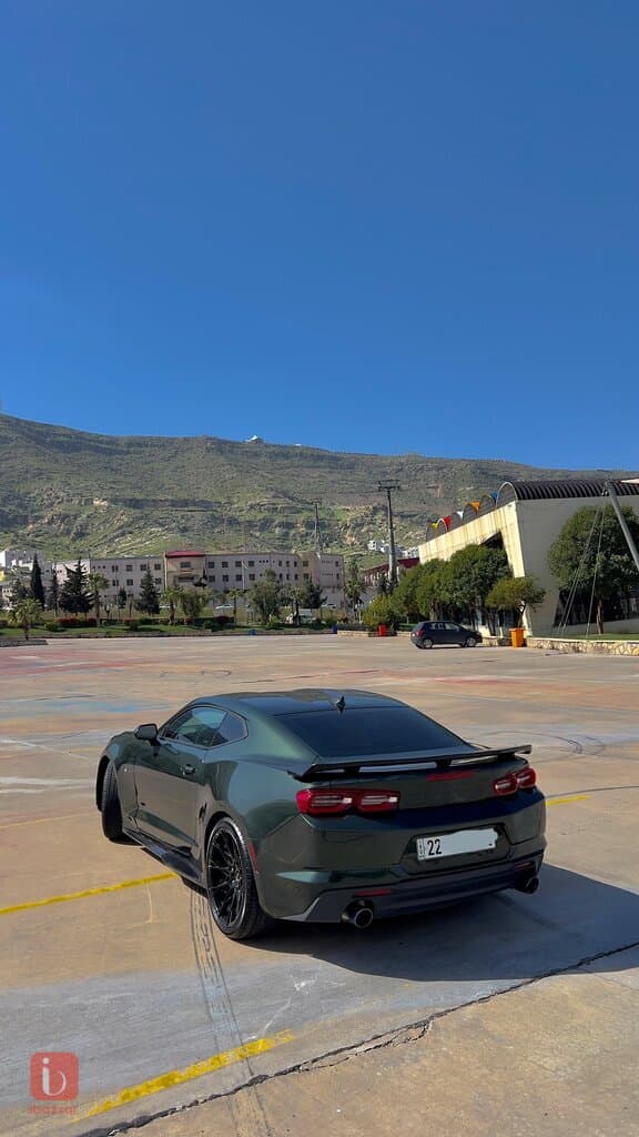 Chevorlet Camaro RS 2