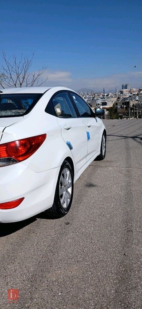 Hyundai Accent 5