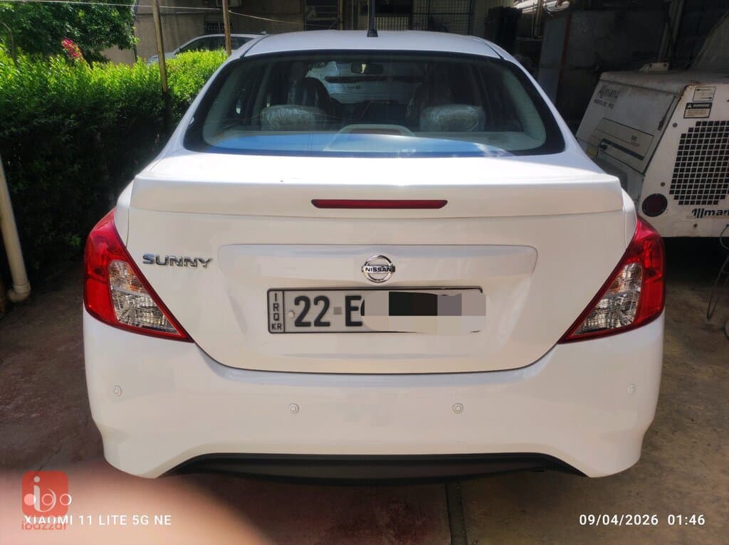 Nissan Sunny 4