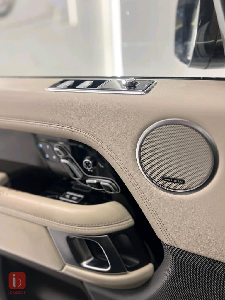 Land Rover Range Rover Vogue 8