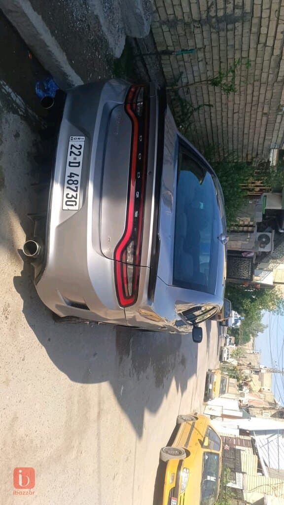 Dodge Charger SXT 1