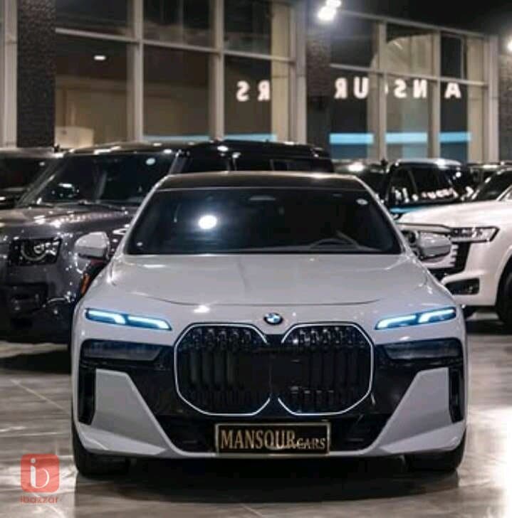 BMW 7-Series 740i 2