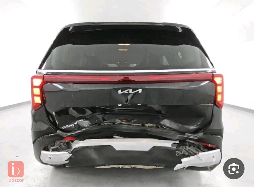 KIA Carnival 6