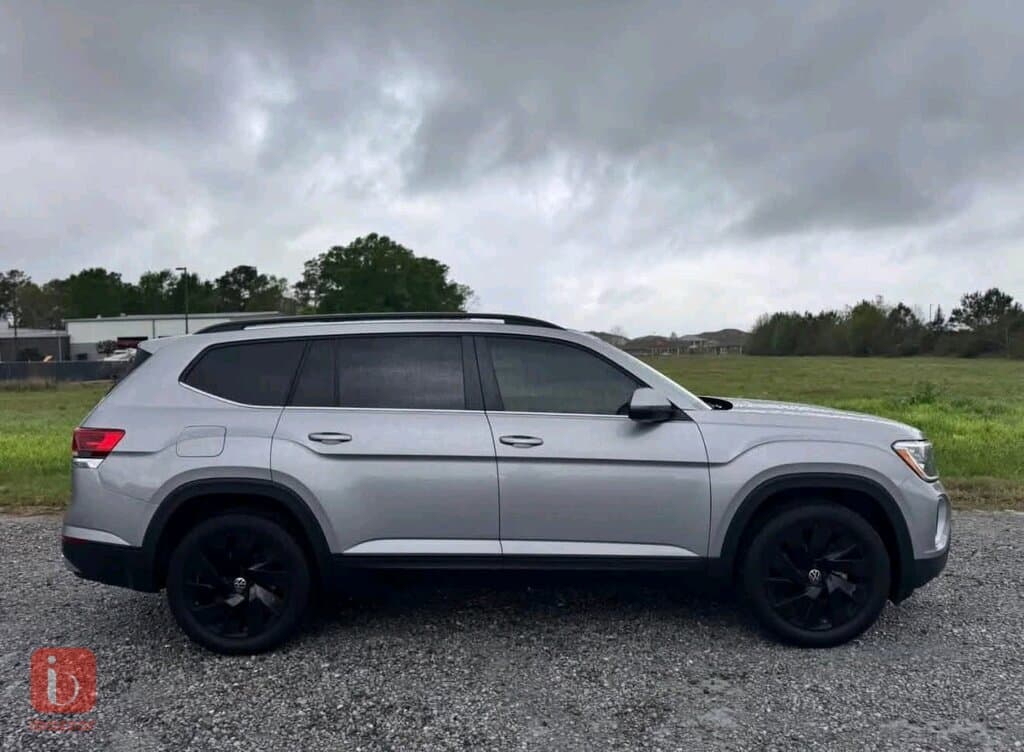 Volkswagen Atlas SE 6