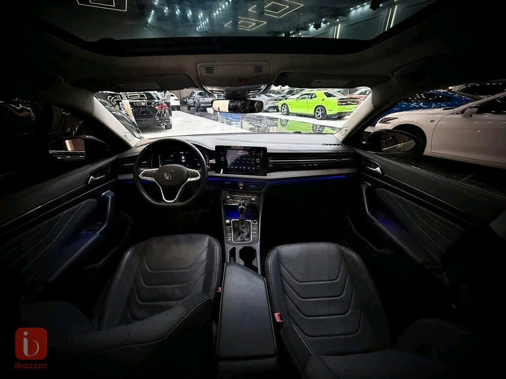 Volkswagen Jetta SEL 6
