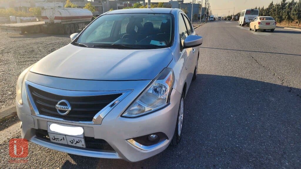 Nissan Versa 1