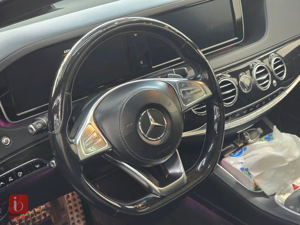 Mercedes-Benz S-Class S 550 6