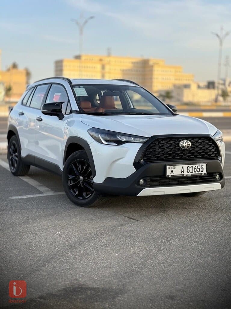 Toyota Corolla Cross 1