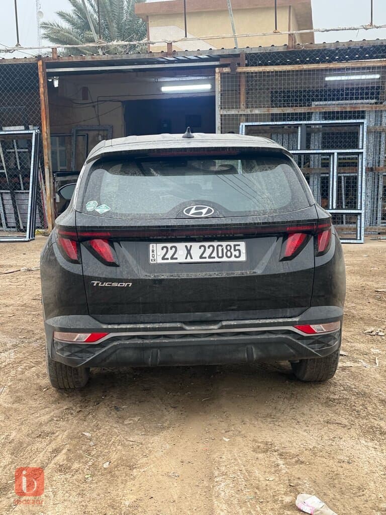 Hyundai Tucson SE 5