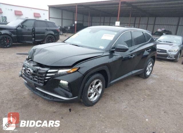 Hyundai Tucson SE 10
