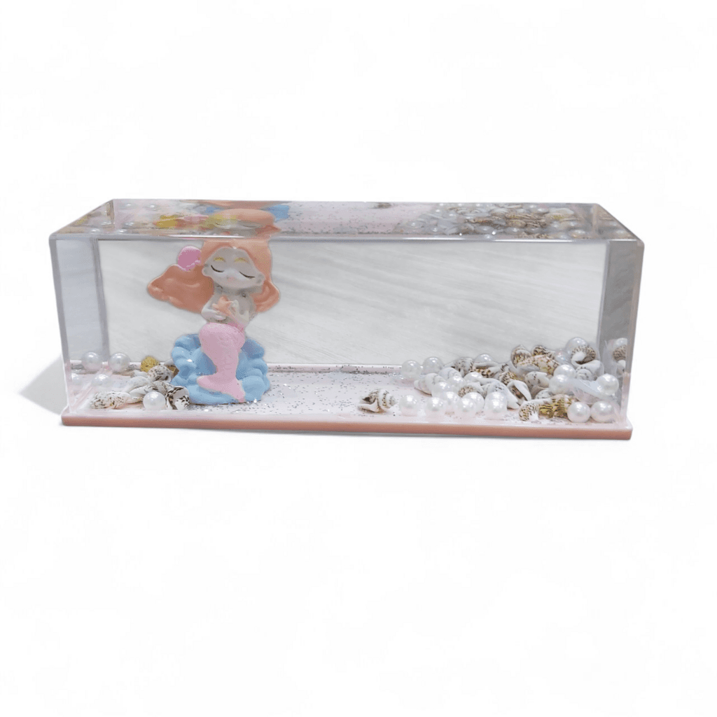 Mermaid Shell Liquid Table Decoration - (Pink)