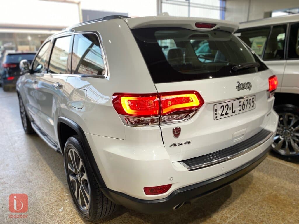 Jeep Grand Cherokee Limited 11