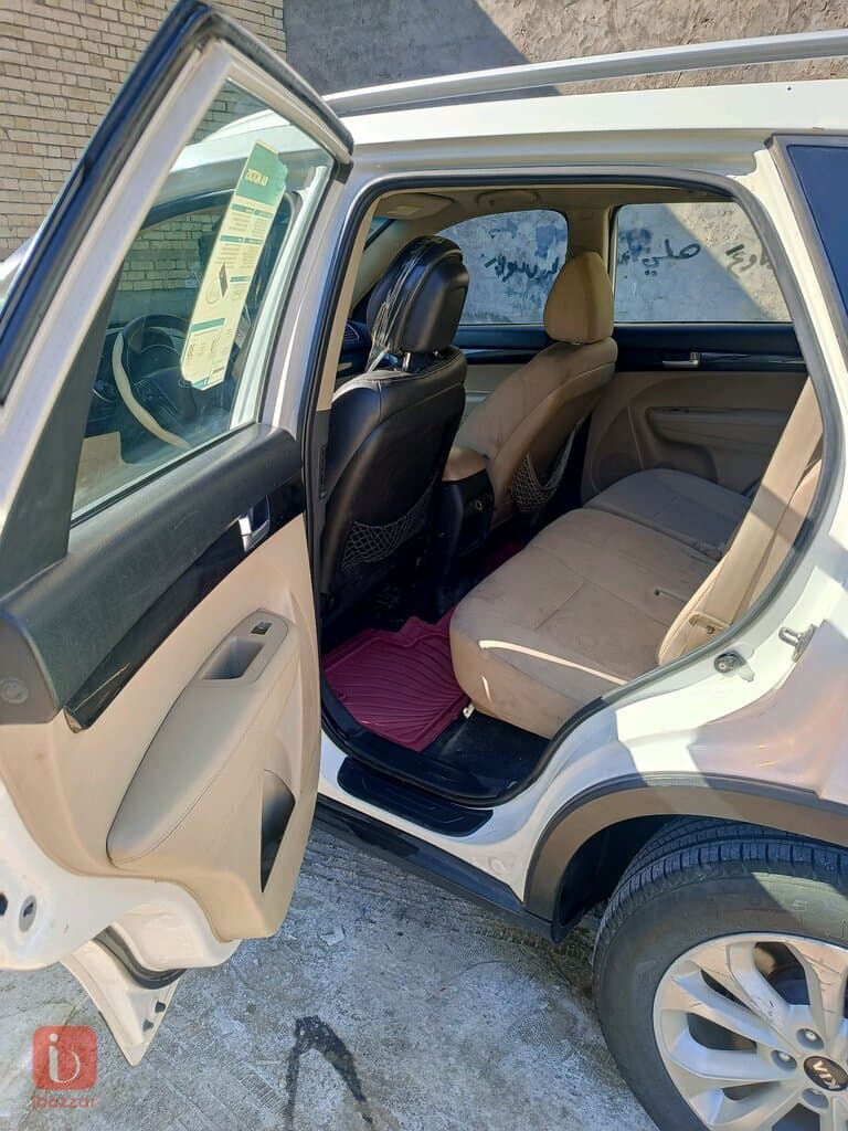 KIA Sorento LX 12