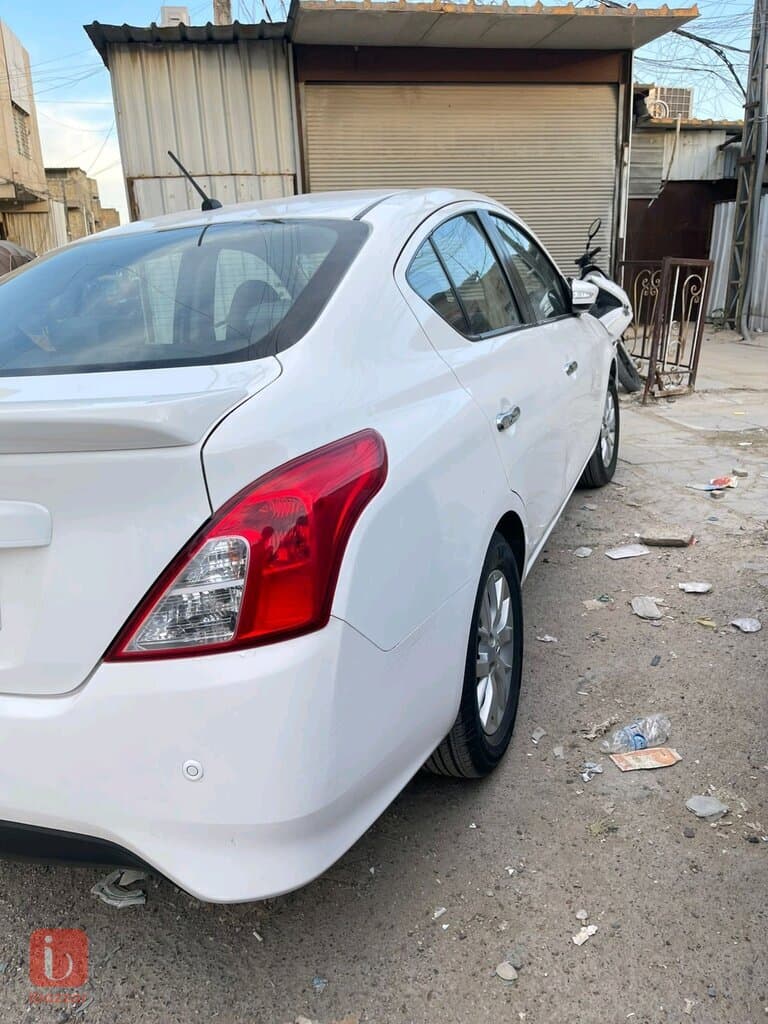 Nissan Sunny SV 2