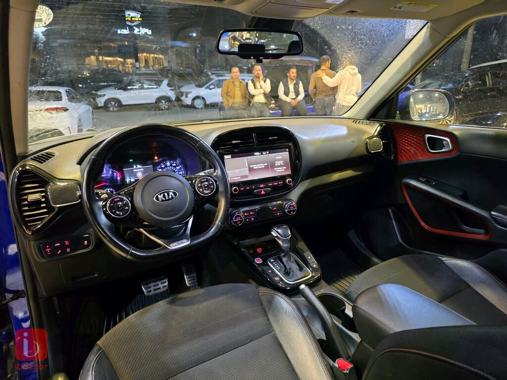 KIA Soul 8