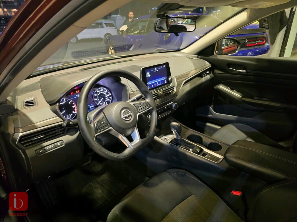 Nissan Altima S 8