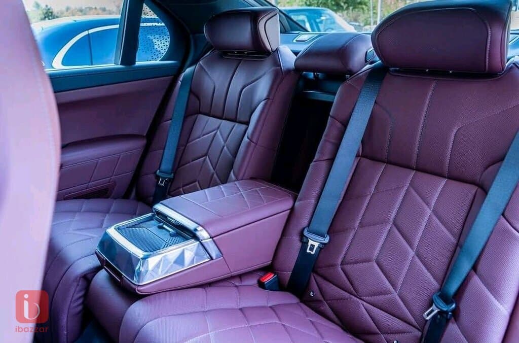 BMW 7-Series 760i 13