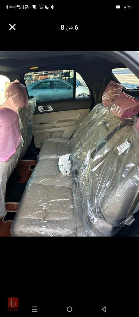Ford Explorer XLT 8