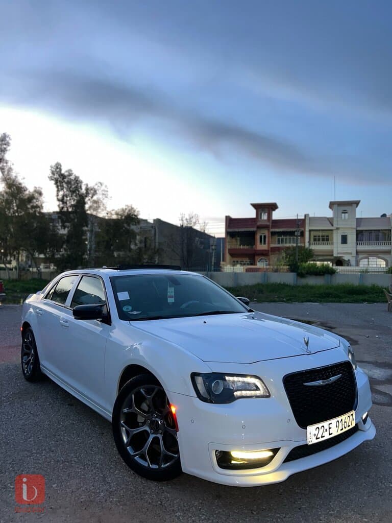Chrysler 300 14