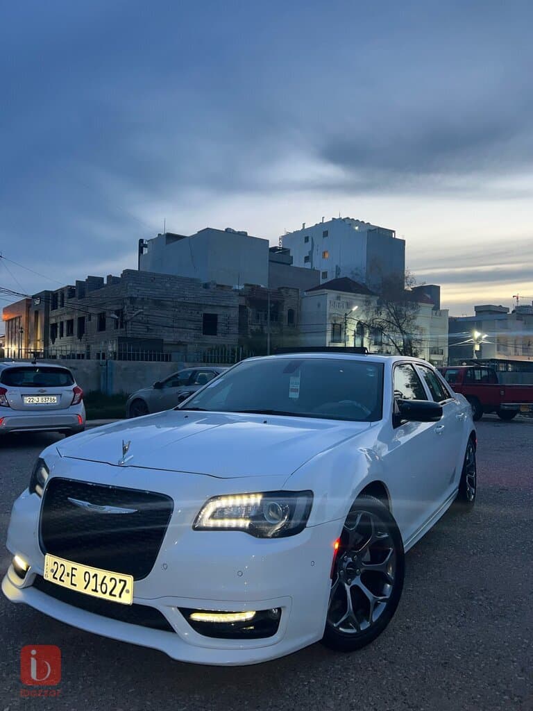 Chrysler 300 15