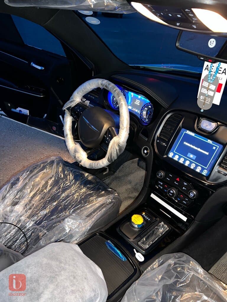 Chrysler 300 3