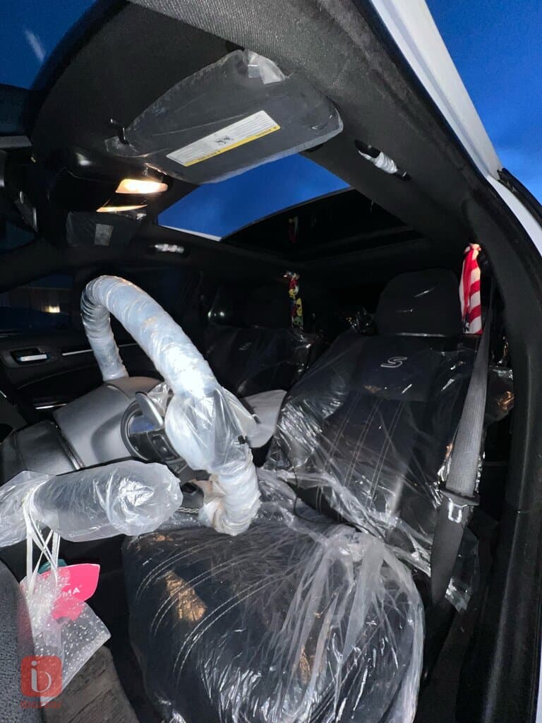 Chrysler 300 8