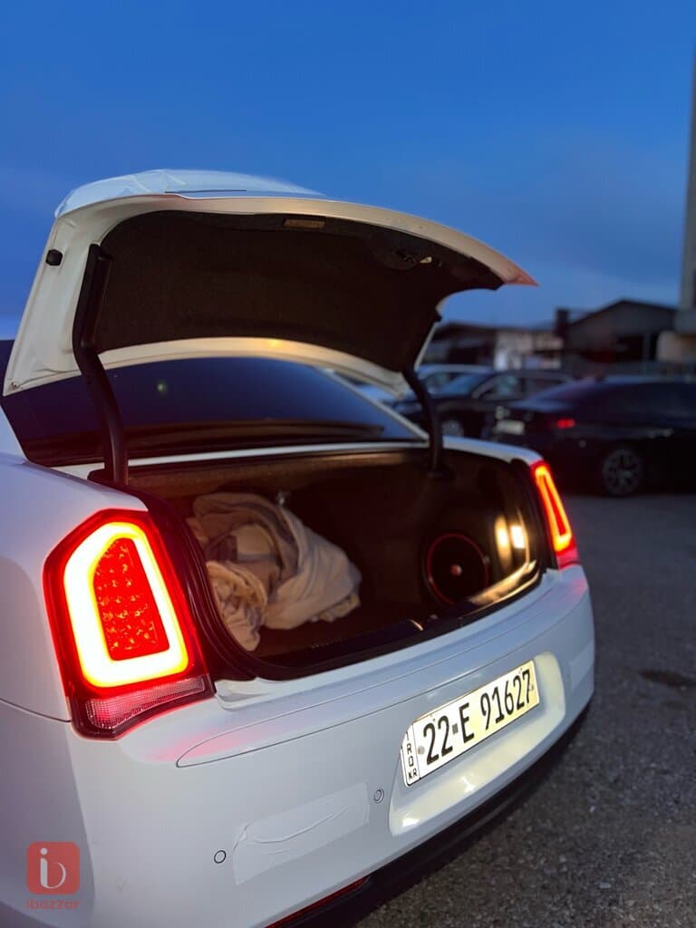 Chrysler 300 10